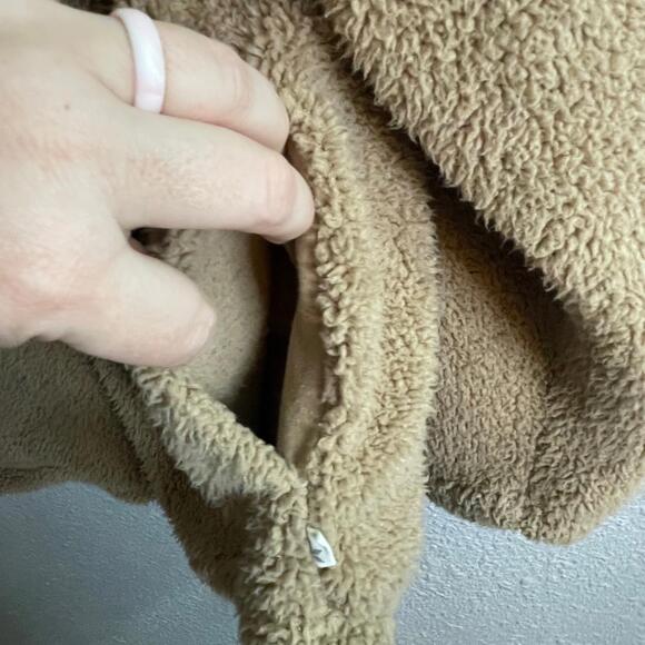 Koolaburra by UGG 1/4 zip Sherpa Pullover Size 1X - Picture 4 of 6